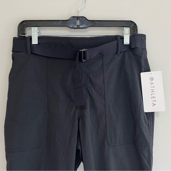 NWT Athleta Trekkie Belted Straight Leg Pant in Black, size 8 - Picture 12 of 13